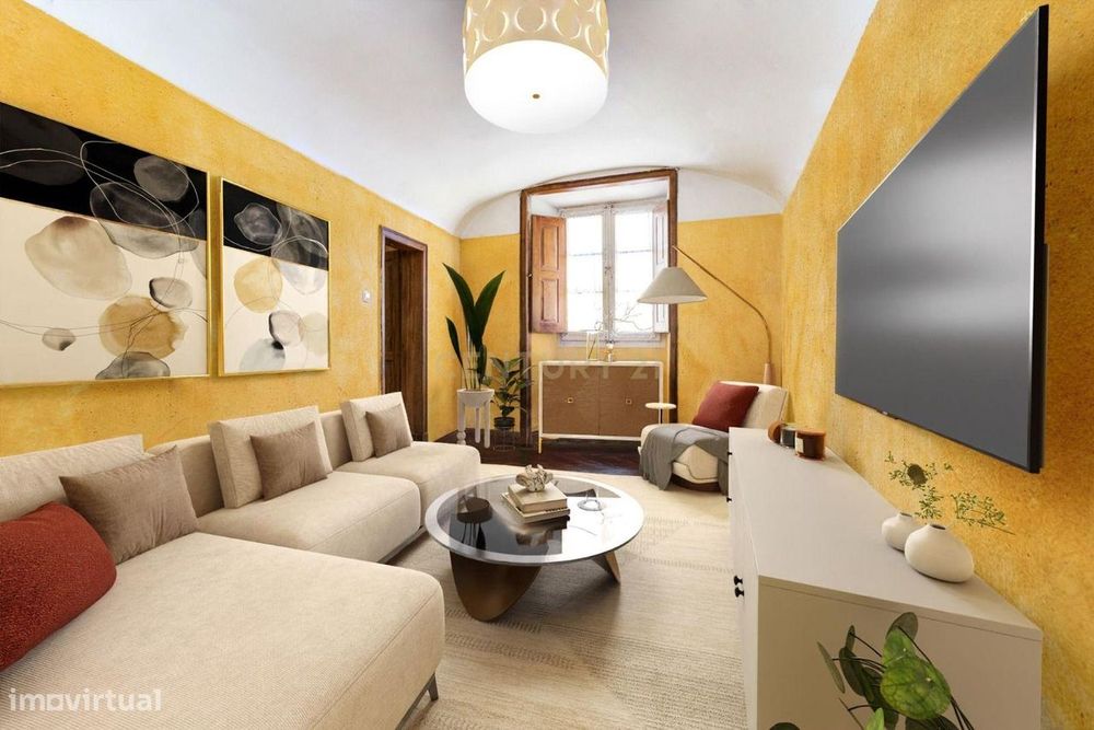 Apartamento T2 com 125m2 no Centro Histórico de Évora