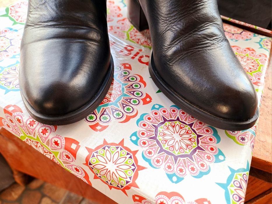 Сапоги осенние. Кожа