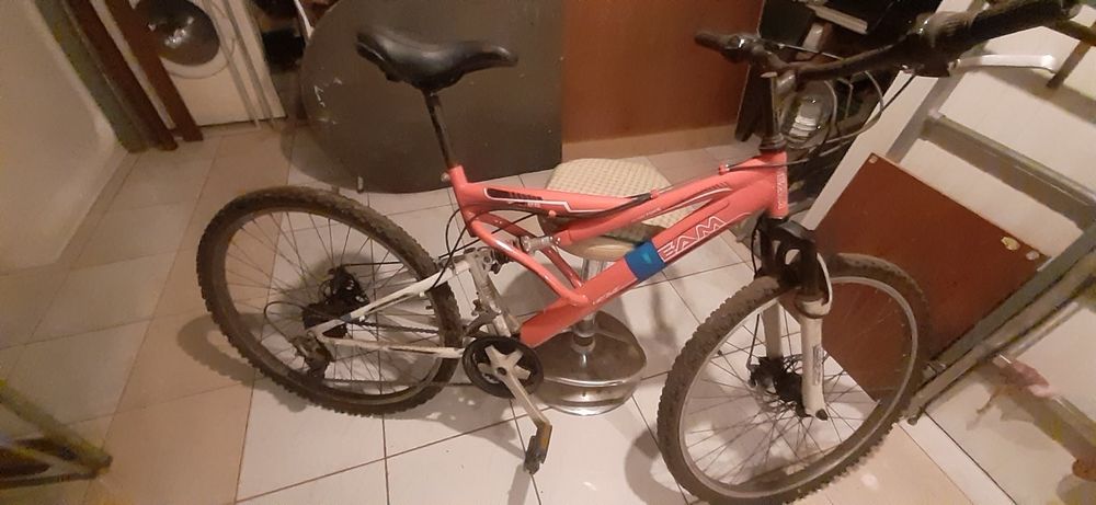 Bicicleta BTT  com Suspensão Total (Roda 26)
