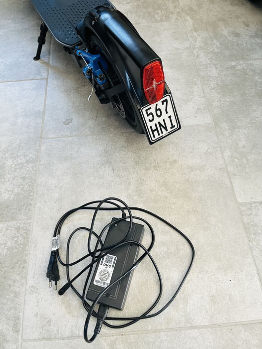 Hulajnoga elektryczna eScooter ePF-1 (22km/h) 33km