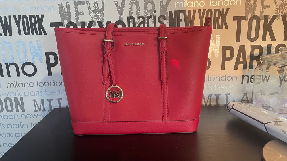 Mala Michael Kors nova