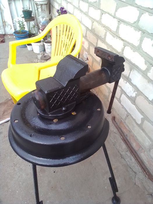 Тиски слесарские большие пресс