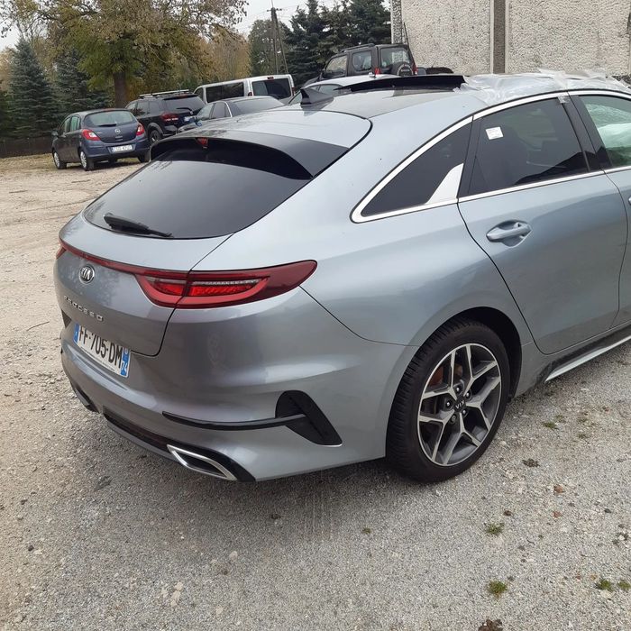 Kia ProCeed