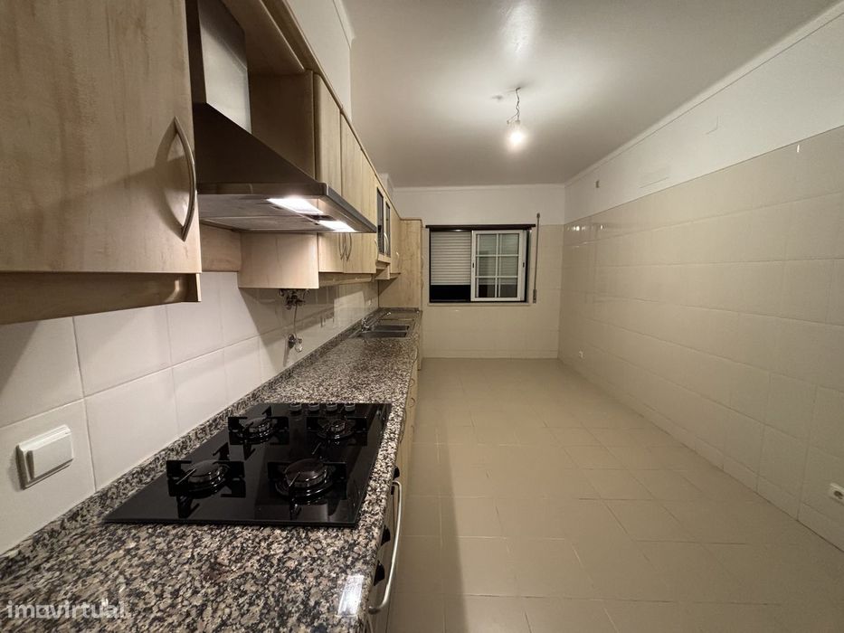 T2 Urb. Qta São Miguel  : " excelente oportunidade "