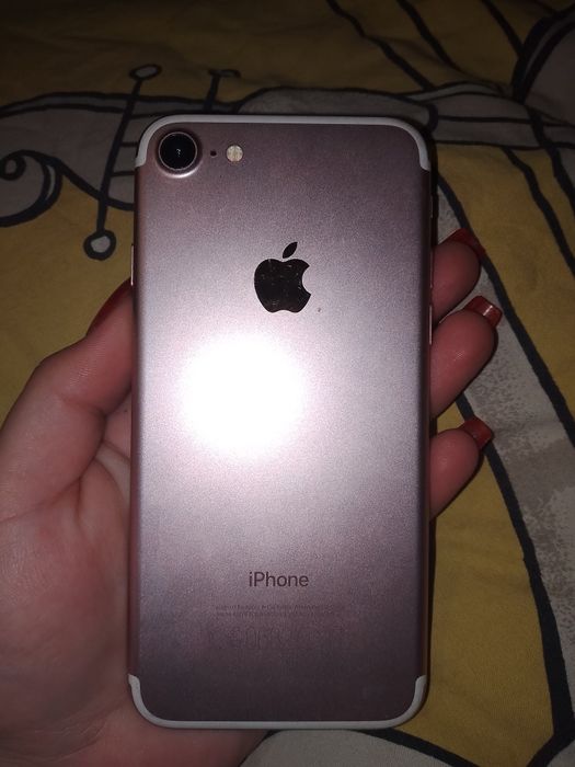 Айфон 7 на запчастини