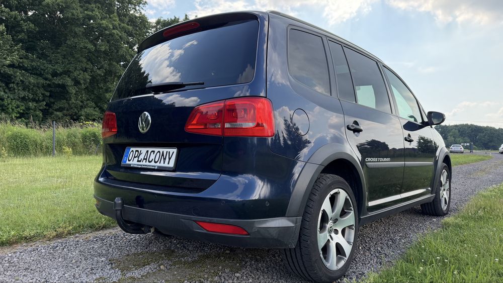 Volkswagen Crosstouran ledy webasto bixenon panorama 7 osobowy zamiana