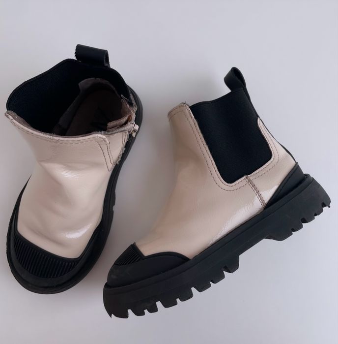 Чоботи Zara 24 розмір / ботінки / чобітки / сапожки