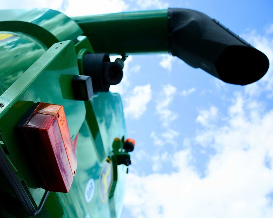 John Deere S670I