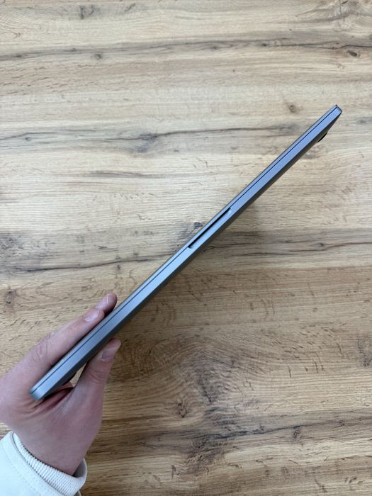Магазин - 16” 2019 MacBook Pro i9/16GB/1TB SpaceGray - Рідна Батарея: 100% - Гарантія