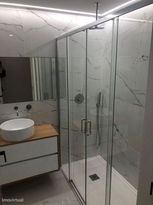 Apartamento T2 c/ terraço e churrasqueira no Centro de Braga.