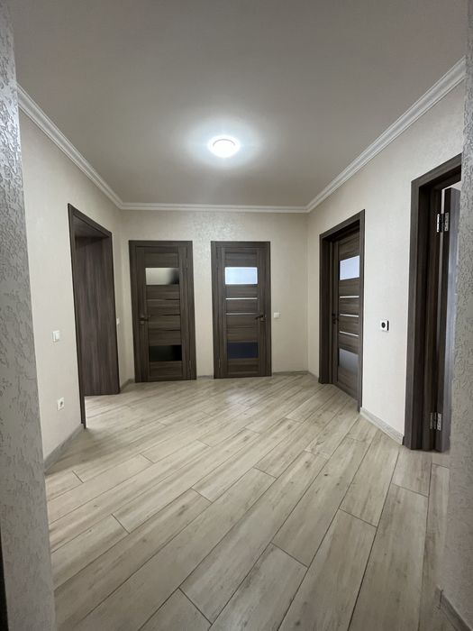 Калинова слобода-2,містечко закритого типу,сучасна квартира.