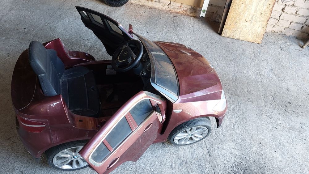 Auto na akumulator BMW X6