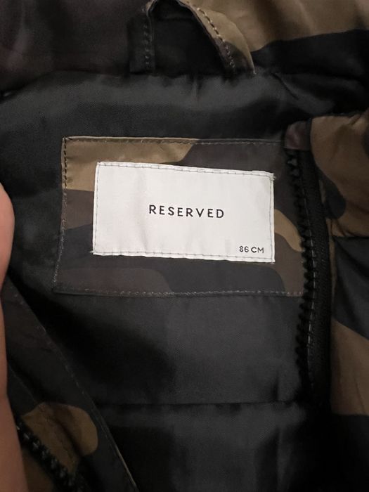 Безрукавка Reserved