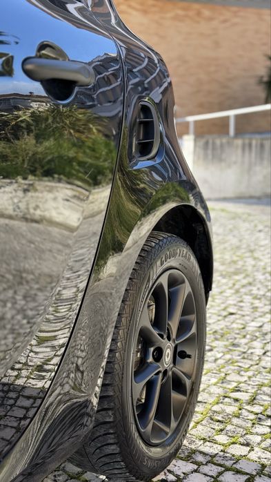 Smart Forfour EQ (ELETRICO) 2019, Passion Black Edition