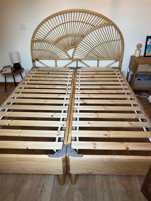 IKEA ESPEVÄR Mattress Base / Bed Frame (160x200 cm) with Legs