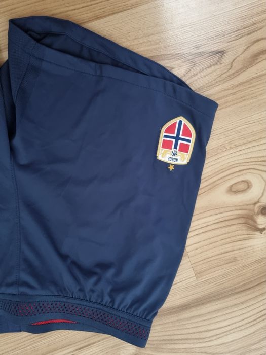 Spodenki szorty Nike M 38