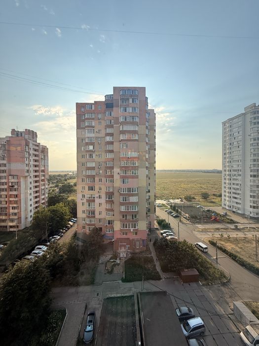 Продам 2 комнатную квартру на Парусной