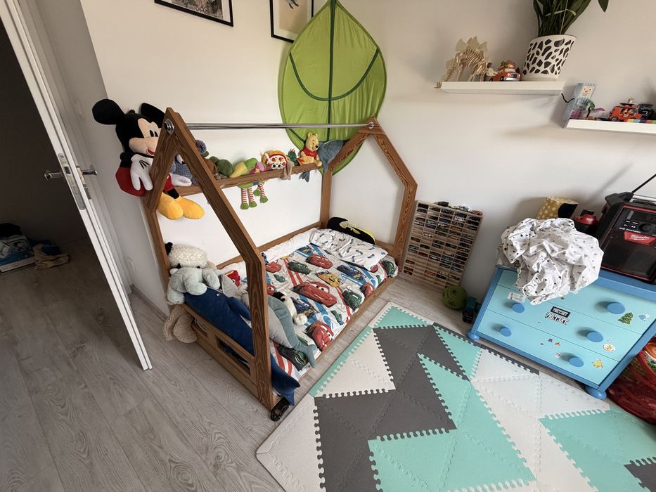 Łóżko dzieciece domek