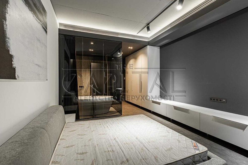 АВТОНОМНИЙ ПОВНІСТЮ клубний будинок преміум-класу 3 кімнати Печерськ