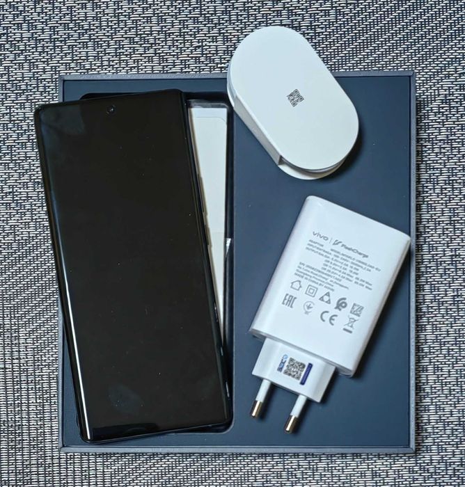 Vivo X80 Pro 5G 12/256Gb Cosmic Black EU. Гарантія