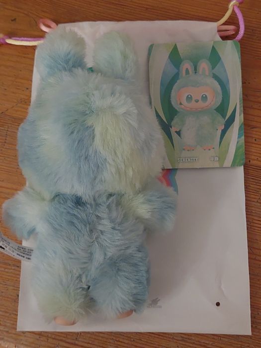 Oryginalna Labubu Serenity zielona Big into Energy tanio