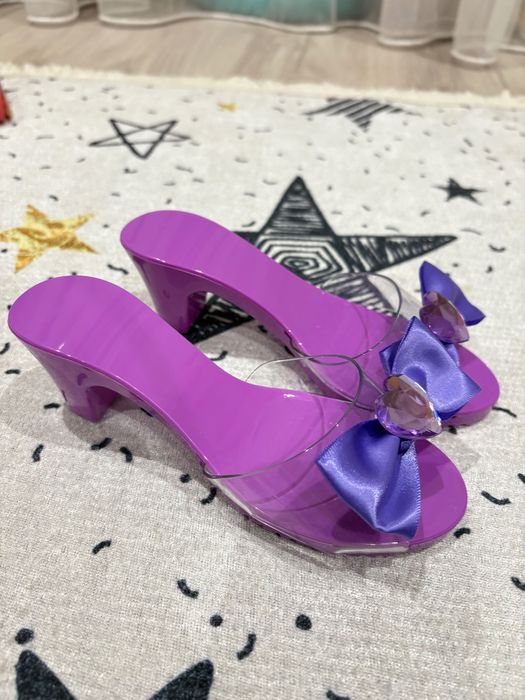 Іграшкові туфлі принцеси для дівчинки