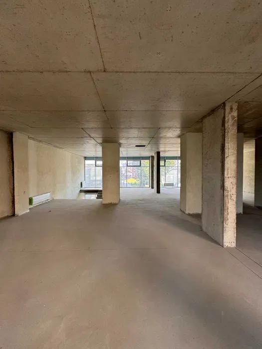 Оренда фасадного комерційного приміщення в ЖК Замарстинівська 134 а