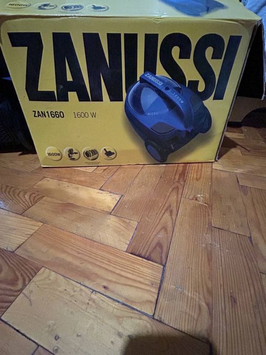 Пилосос  Zanussi ZAN1660