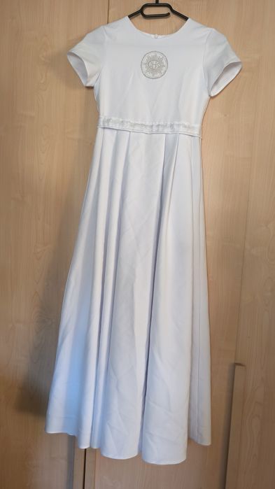 Sukienka komunijna alba z halką r 152