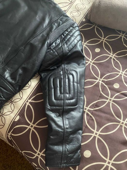 Casaco de Mota Wildcat em Pele Genuína – Vintage – Tamanho 54 / XL