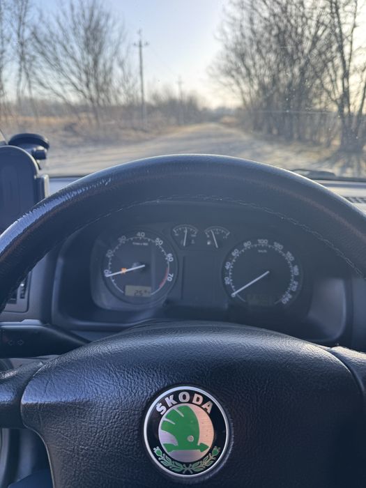 Прдам атомобіль Шкода Октавіа тур