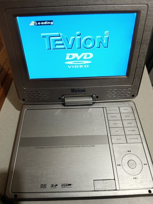 Портативний  автомобільнийDVD  програвач Тевіон. Tevion