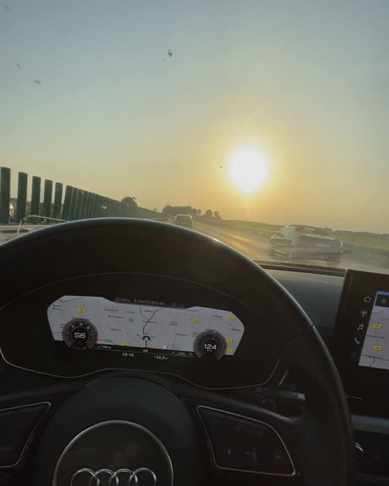 Audi A4 2022r virtual cockpit