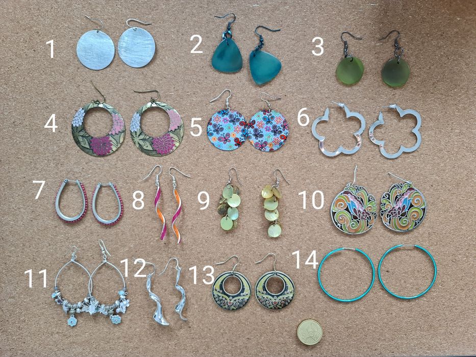 Brincos pendentes vários