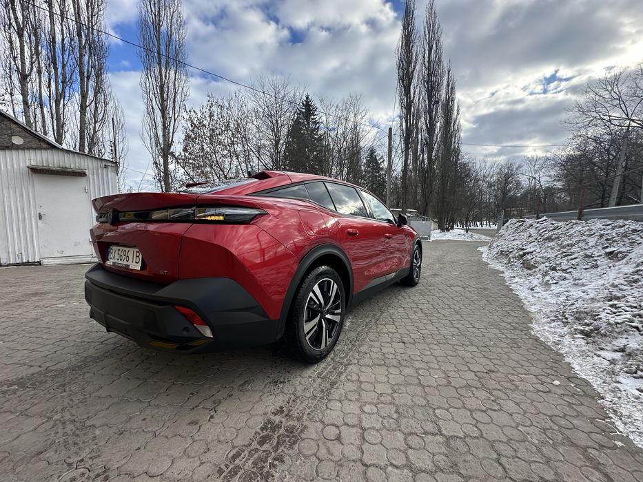 Авто Peugeot 408 gt (215 к.с)