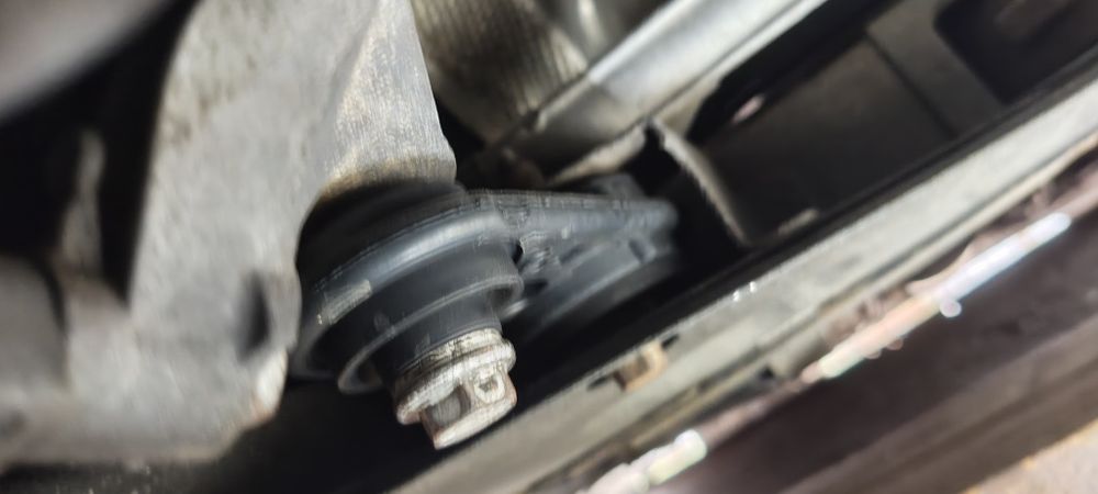 Renault Megan 2 (2.0 газ/бензин) по автівці все зроблено.