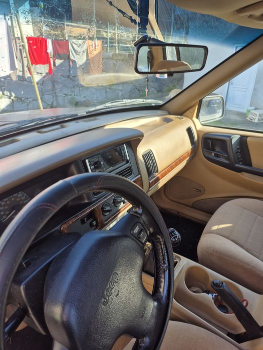 Jeep Cherokee ZG 4x4 de 1998 Imbatível no Off-Road! Ou troco por carr
