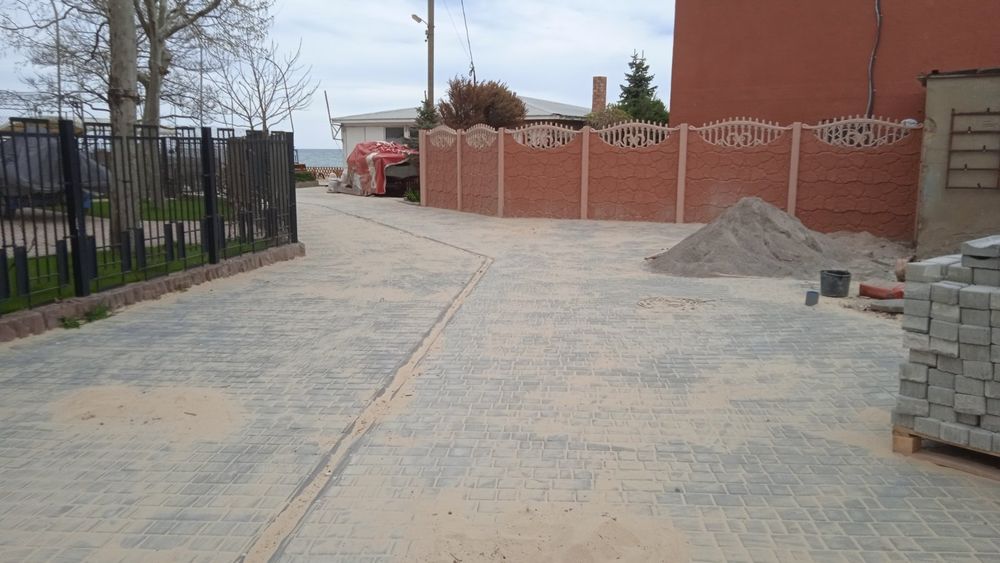 Укладка тротуарной плитки