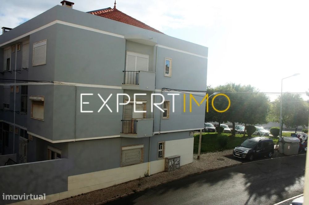 Apartamento T1 para remodelar