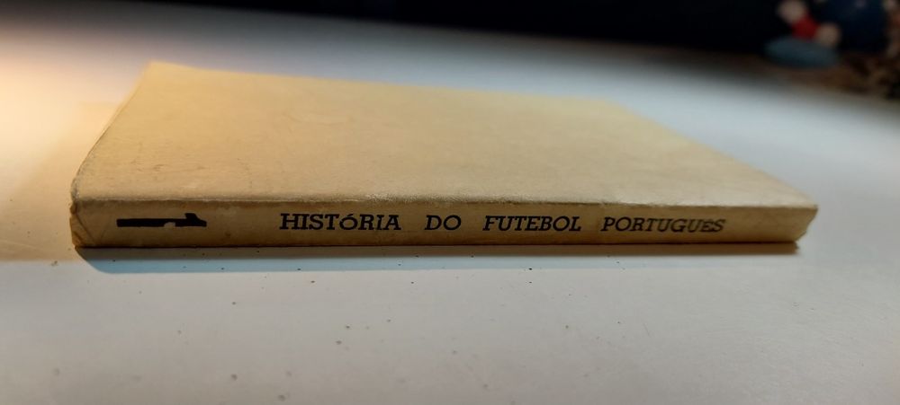 História do Futebol Português no Campo Internacional (1956)