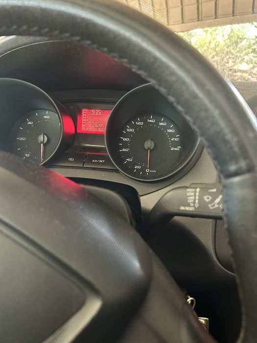 SEAT Ibiza — fotografia 8