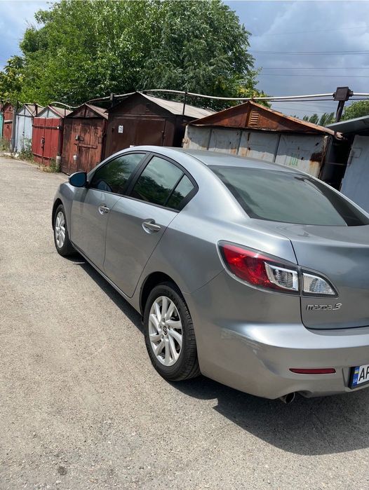 Продати автомобіль