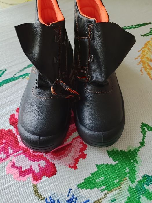 Ботинки рабрчие..