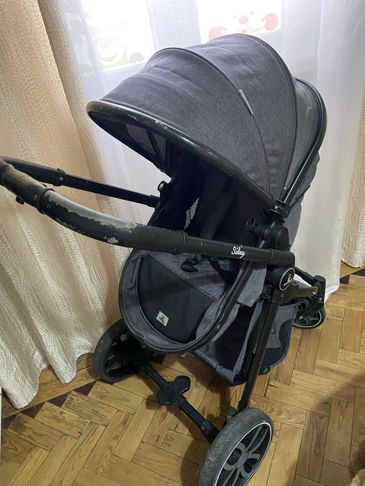 Carrinho bebe usado