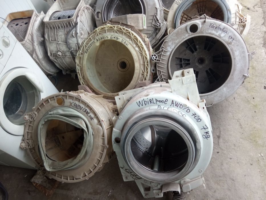 Продам бак (крестовину с барабаном) от стиральной машины