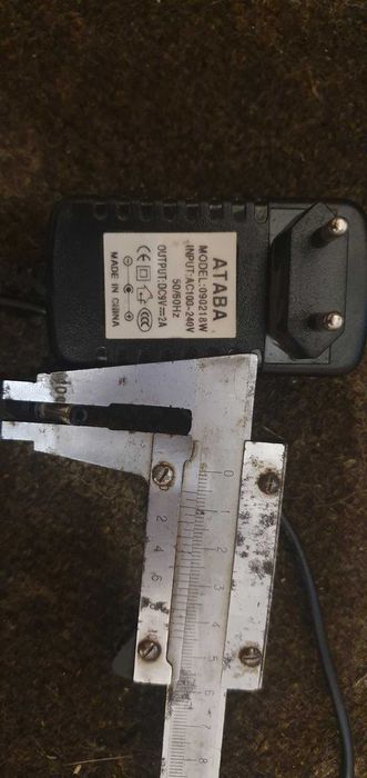 Блок питания 5,12,9, 19.5 v