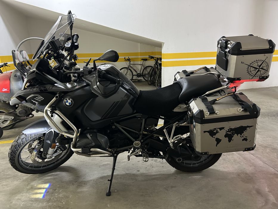 BMW R1250GSA Triple Black