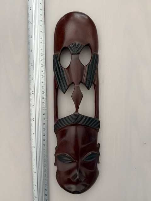 Máscaras africanas e outros países