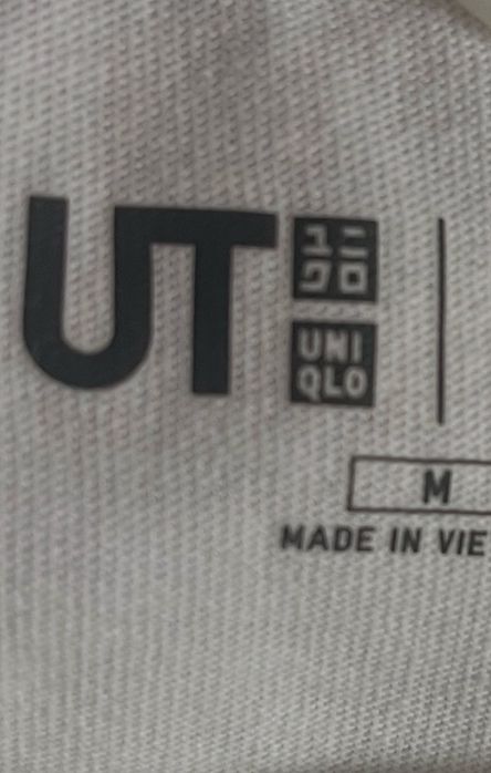 Футболка UNIQLO -размер M