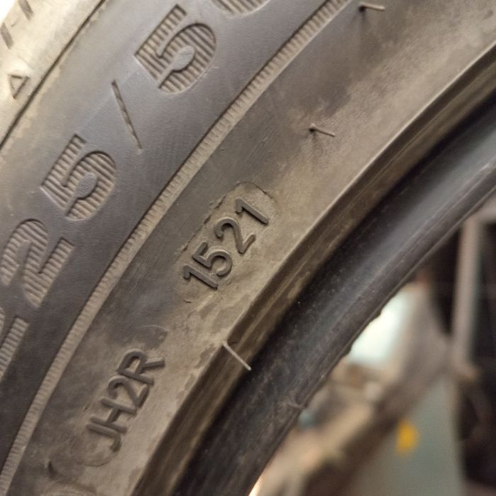 225/50r17 Dunlop WinterSport5